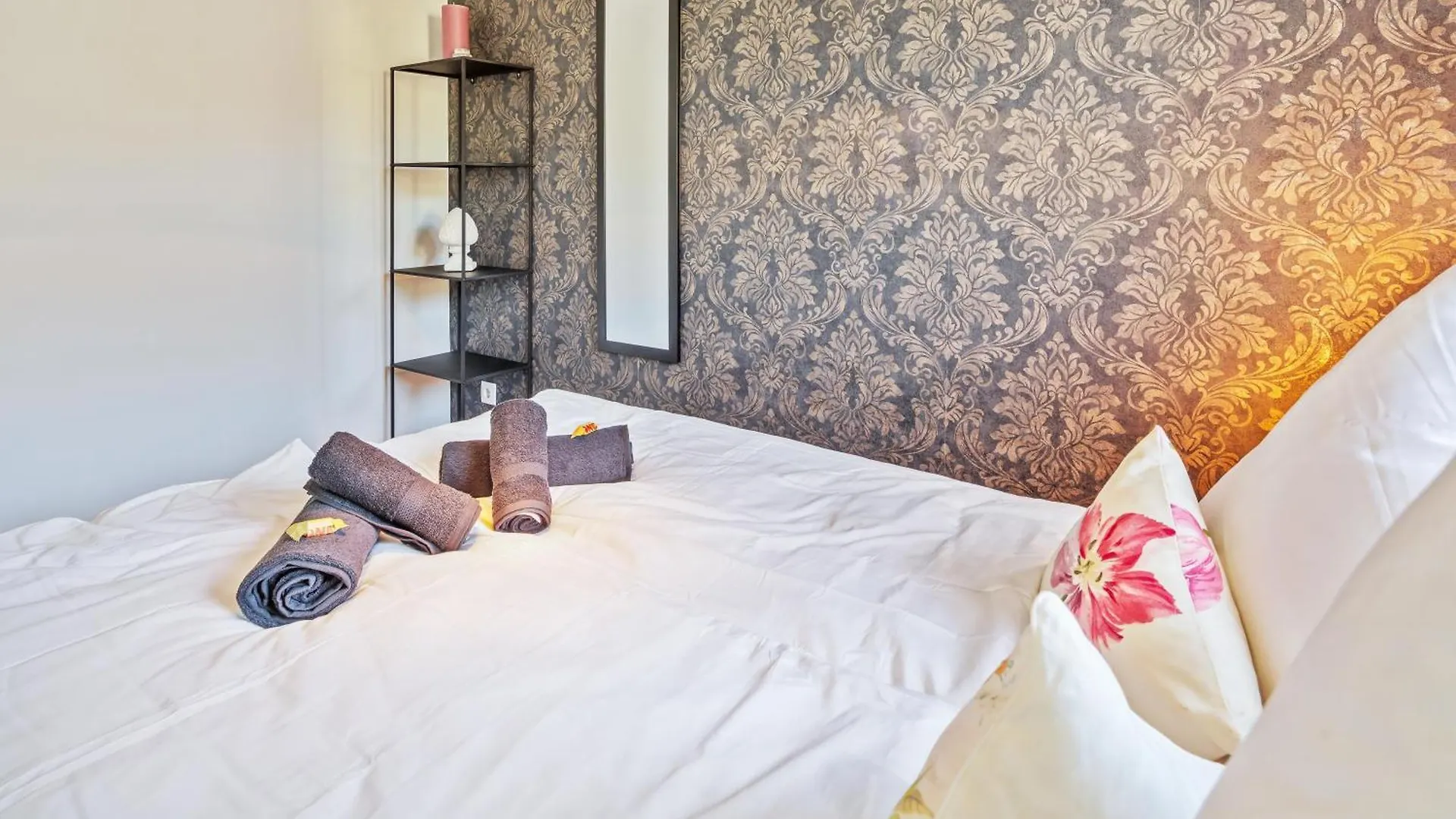 Black Suite - Whirlpool Terrace - Free Parking - Wifi Vienna