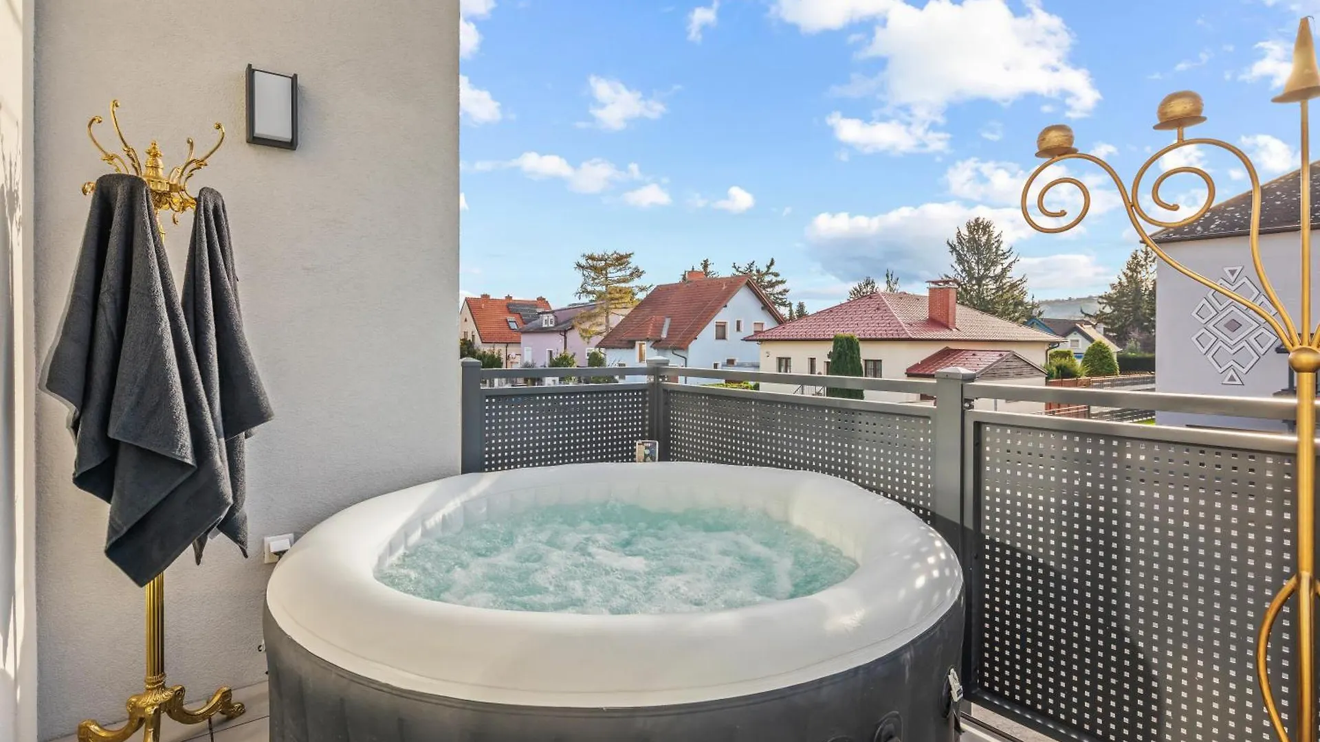 Apartment Black Suite - Whirlpool Terrace - Free Parking - Wifi Vienna