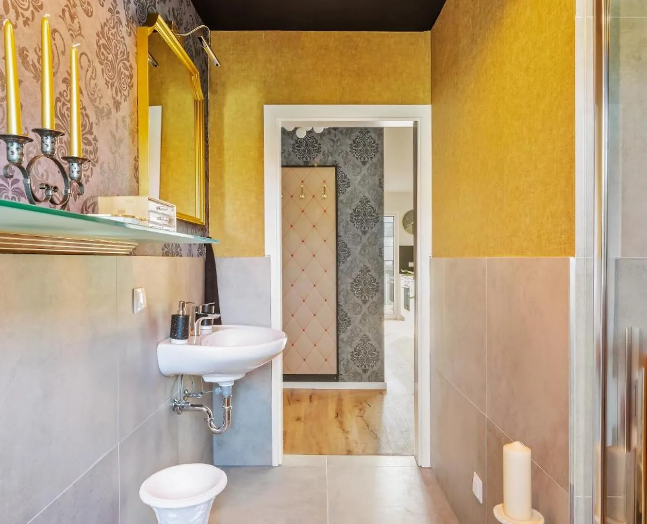 Black Suite - Whirlpool Terrace - Free Parking - Wifi Vienna Apartment